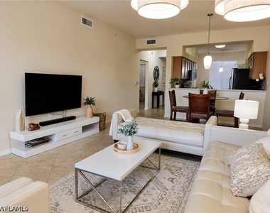 10321 Heritage Bay Boulevard - Photo Thumbnail 2