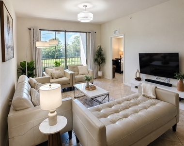 10321 Heritage Bay Boulevard - Photo Thumbnail 4