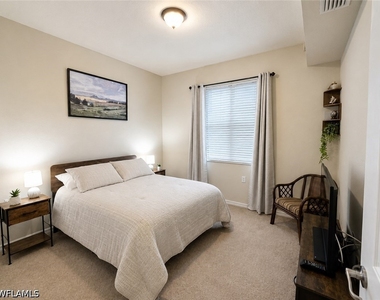 10321 Heritage Bay Boulevard - Photo Thumbnail 17