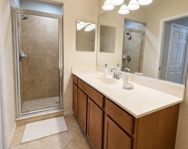 10321 Heritage Bay Boulevard - Photo Thumbnail 16