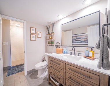 4006 Knollcrest Drive - Photo Thumbnail 14