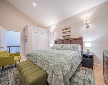 4006 Knollcrest Drive - Photo Thumbnail 13