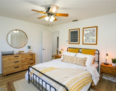 1394 Monarch Circle - Photo Thumbnail 34