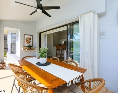 1394 Monarch Circle - Photo Thumbnail 8
