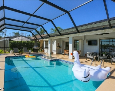 1394 Monarch Circle - Photo Thumbnail 2