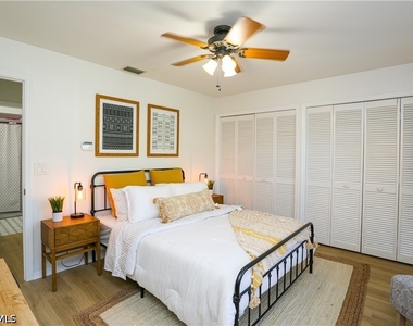 1394 Monarch Circle - Photo Thumbnail 33
