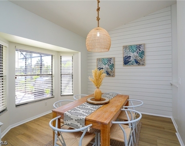 1394 Monarch Circle - Photo Thumbnail 24