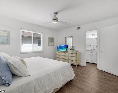 1155 Sandpiper Street - Photo Thumbnail 11