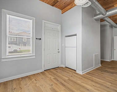 1827 Avenue O Street - Photo Thumbnail 7