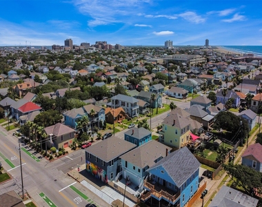 1827 Avenue O Street - Photo Thumbnail 23