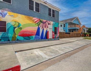 1827 Avenue O Street - Photo Thumbnail 1