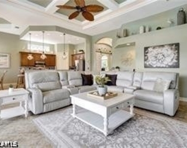 7636 Sussex Court - Photo Thumbnail 6