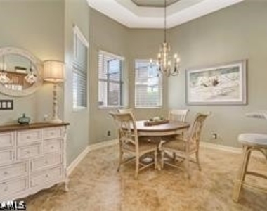 7636 Sussex Court - Photo Thumbnail 3