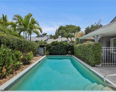 651 Bridgeway Lane - Photo Thumbnail 18
