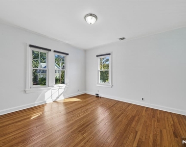 164 Washington - Photo Thumbnail 25