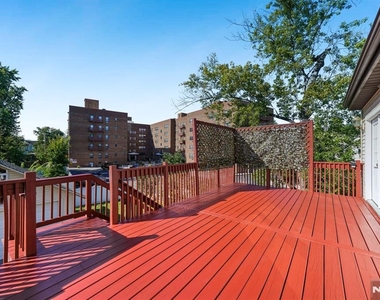 164 Washington - Photo Thumbnail 30
