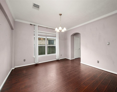 2910 Lakecrest Ridge Drive - Photo Thumbnail 11