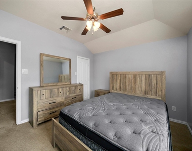 2910 Lakecrest Ridge Drive - Photo Thumbnail 13