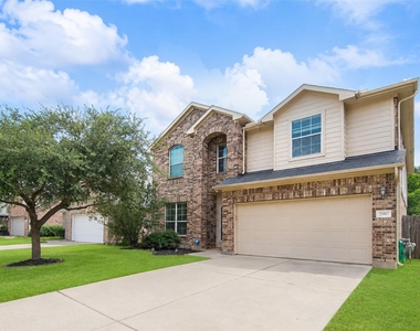 2910 Lakecrest Ridge Drive - Photo Thumbnail 1
