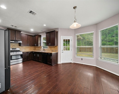 2910 Lakecrest Ridge Drive - Photo Thumbnail 4