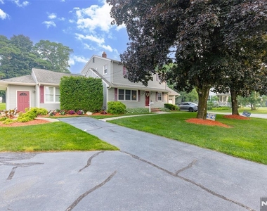 326 Ramapo Valley - Photo Thumbnail 2