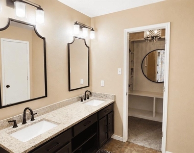29122 Foxingham Circle - Photo Thumbnail 8