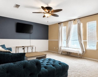 29122 Foxingham Circle - Photo Thumbnail 6