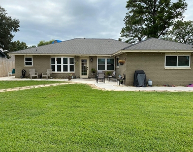16107 Tibet Road - Photo Thumbnail 13