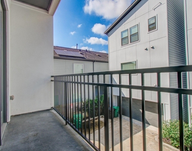2407 Anita Street - Photo Thumbnail 29