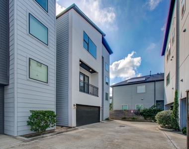 2407 Anita Street - Photo Thumbnail 26