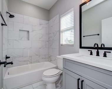 2407 Anita Street - Photo Thumbnail 17