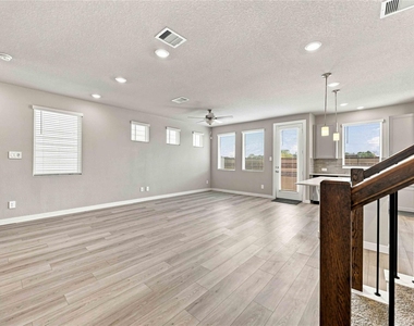 4109 Good Vineyard Lane - Photo Thumbnail 7