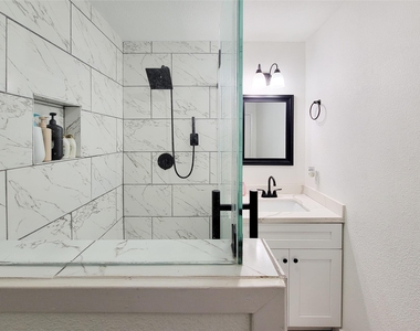 4910 27th Street - Photo Thumbnail 7