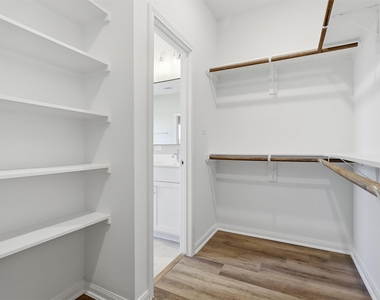 204 Clark Meadows Lane - Photo Thumbnail 19