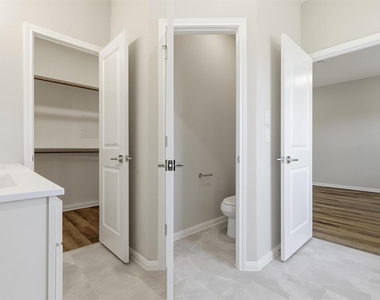 204 Clark Meadows Lane - Photo Thumbnail 17