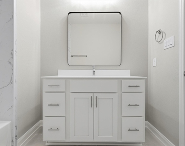 204 Clark Meadows Lane - Photo Thumbnail 24