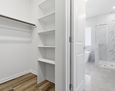 204 Clark Meadows Lane - Photo Thumbnail 18