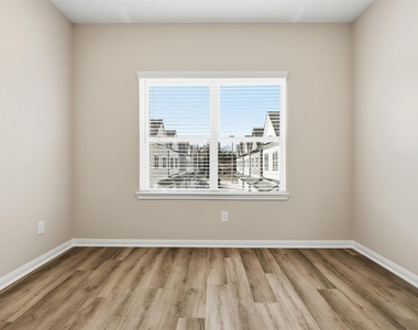204 Clark Meadows Lane - Photo Thumbnail 31