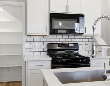 204 Clark Meadows Lane - Photo Thumbnail 2