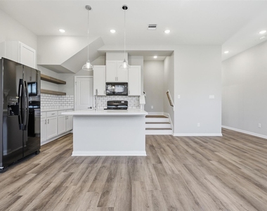 204 Clark Meadows Lane - Photo Thumbnail 44