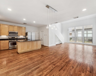 4427 Eigel Street - Photo Thumbnail 5