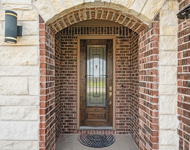 3539 Gore Creek Drive - Photo Thumbnail 4