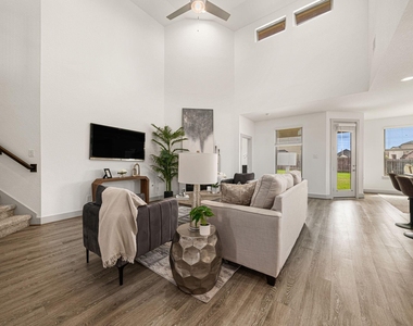 3539 Gore Creek Drive - Photo Thumbnail 10