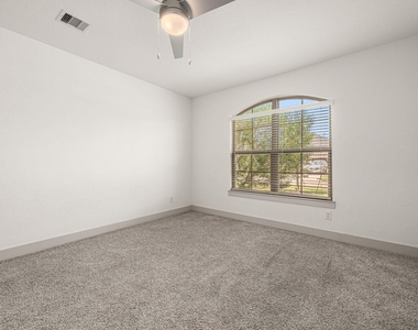 3539 Gore Creek Drive - Photo Thumbnail 30