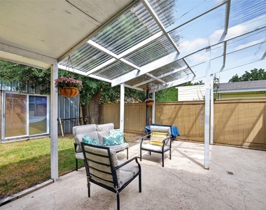 6910 Bintliff Boulevard - Photo Thumbnail 19