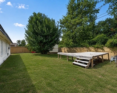 6910 Bintliff Boulevard - Photo Thumbnail 20