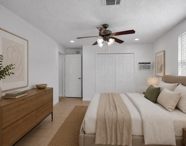 6910 Bintliff Boulevard - Photo Thumbnail 13