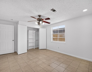 6910 Bintliff Boulevard - Photo Thumbnail 14