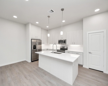 7306 Corey Rushing Lane - Photo Thumbnail 13