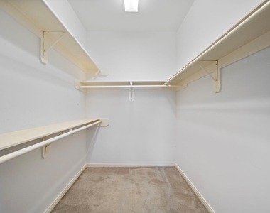 90 Mcgowen St - Photo Thumbnail 15